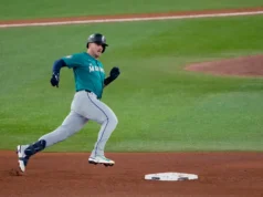 Relatório: Mariners finalizam acordo da liga secundária do apanhador Mitch Garver