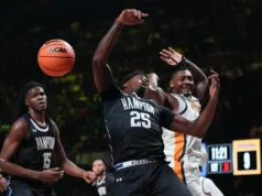 North Carolina A&T venceu Hampton por 71-70 no HBCU Classic nos lances livres de Trent Middleton Jr.