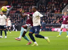 O atual jogador do Chelsea, que está emprestado, descreveu o clube como “um pouco maluco” e admite estar em dificuldades