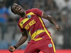 Copa do Mundo T20: Índias Ocidentais venceram a Inglaterra por 30 corridas para liderar o Grupo C