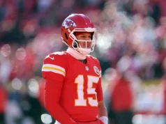 Chiefs reestruturam o contrato de Patrick Mahomes para abrir mais de US$ 40 milhões contra o teto salarial