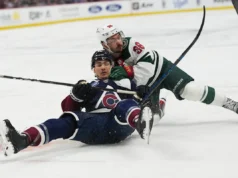 O atleta olímpico norte-americano Matt Boldy marcou 2 gols e 2 assistências na vitória do Wild por 5 a 2 sobre o Avs.