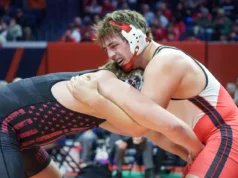 Lutadores de Chatham Glenwood terminam em segundo lugar nas finais estaduais masculinas