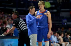 Confronto Golden Talks com Texas, lições aprendidas contra Ole Miss