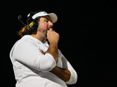 Stephen Johnson assumiu o cargo de técnico de futebol do Westmont no lugar de Mark Kanapu