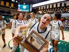 Campeão CCS novamente! Mitty derrotou Riordan para conquistar o título da 34ª divisão