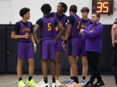 Riordan voltou à quadra após luta contra tuberculose e venceu Mitty