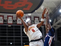 Santa Clara se apega às esperanças do torneio da NCAA depois de perder para o 12º Gonzaga