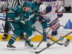 San Jose Sharks e McLean Celebrini venceram Edmonton Oilers