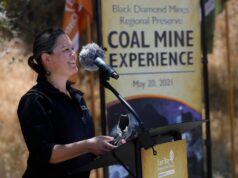 Ex-diretor do parque East Bay entra com ação legal alegando discriminação de gênero