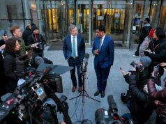 O deputado norte-americano Ro Khanna admite quatro dos seis nomes não ligados a Epstein – The Mercury News