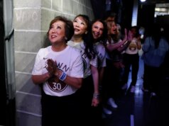 Os fãs do Golden State Warriors não se cansam do clássico do hardwood