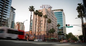 A Câmara Municipal de San Jose concordou em colocar o aumento do imposto hoteleiro na votação de junho