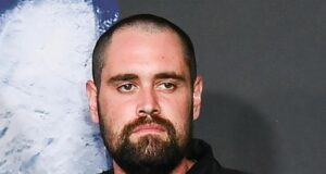 O filho de Rob Reiner se declara inocente de homicídio culposo por matar seus pais – The Mercury News