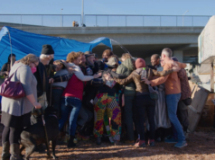 O que aprendi sobre o amor no acampamento para sem-teto