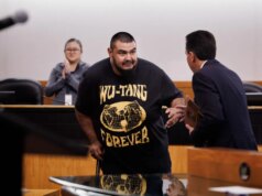 Pessoa homenageada por revelar abuso sexual cometido por ex-vereador de San Jose