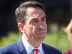 DA do condado de Santa Clara alerta sobre implicações de segurança devido a cortes orçamentários