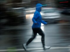 As tempestades subsequentes incluem relâmpagos, neve