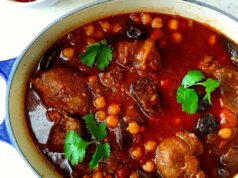 Ensopado de borrego com figos e grão de bico