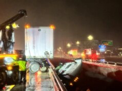 Semimotorista resgatado de uma cabine pendurada a mais de 21 metros na I-5 – The Mercury News