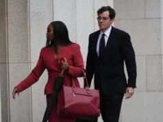 Instagram diz que notificará os pais sobre pesquisas por postagens relacionadas ao suicídio – The Mercury News