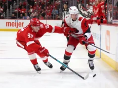 Prévia do jogo: Os Hurricanes colocaram uma seqüência de 11 jogos consecutivos em jogo contra os Red Wings