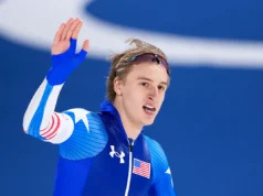 O patinador de velocidade americano Jordan Stolz soma o segundo ouro olímpico de inverno com uma vitória emocionante nos 500 metros