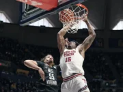 JT Toppin ajuda o número 13 da Texas Tech a quebrar uma seqüência de duas derrotas consecutivas com uma vitória por 70-63 em West Virginia
