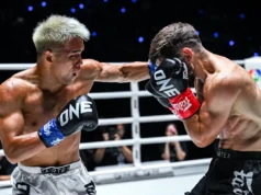 UMA SEXTA-FEIRA LUTA 142 RESULTADOS: Zhang Pemian derrota Ellis Badr Barboza em uma batalha de kickboxing em ritmo acelerado