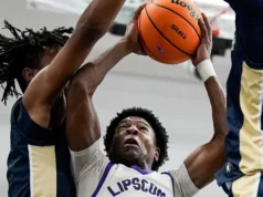 Cam Blivens, da Lipscomb Academy, signatário do futebol Clemson, também pode jogar basquete