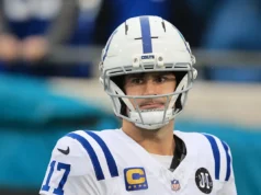 Os Colts supostamente iniciaram conversas de extensão de contrato de vários anos com o QB Daniel Jones