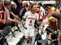 Guarda estrela do Alabama nomeado para a equipe de pós-temporada do Troféu Naismith