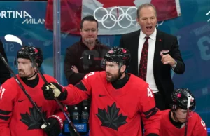 O técnico do Lightning, John Cooper, perderá 2 jogos após a morte de seu pai