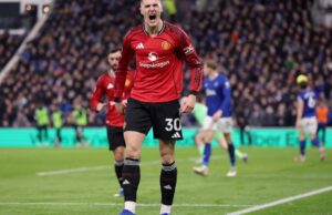 O atacante do Manchester United, Benjamin Cesko, voou para Dubai para um campo de treinamento pessoal alguns dias antes do jogo com o Everton.