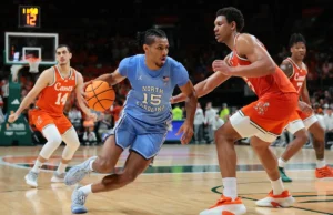 Basquete da UNC cai na pesquisa de treinadores esportivos do USA TODAY