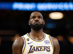 LeBron James será eliminado na terça-feira contra o Spurs, encerrando oficialmente sua seqüência inédita de 21 anos na NBA.