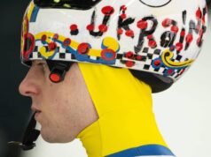 Pilotos de esqueleto ucranianos dizem que capacetes são proibidos por respeito aos atletas caídos