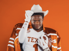 O calouro do Texas, RB Derek Cooper, usará o número de Bejon Robinson