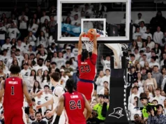 O número 17 do St. John’s evitou a sobrevivência do Providence para sua 11ª vitória consecutiva, por 79-69 sobre os Friars.