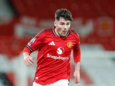 James Bailey está tentando ganhar uma troca na League One