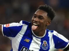 Chelsea renova perseguição a Samu Aghewa