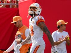 Mike Evans, dos rumores de notícias do commit da ESPN para os Bills, Patriots e Broncos