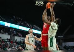 O número 21 do Miami permanece invicto após uma vitória no leste de Michigan