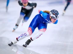 Jogos Olímpicos de Inverno de 2026: Corinne Stoddard ganha medalha de bronze na patinação de velocidade em pista curta de 1.500 m