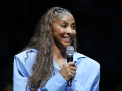 Finalistas da classe Naismith Hall of Fame de 2026: Blake Griffin, Doc Rivers, Candace Parker 21 candidatos restantes