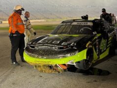 Veja Sam Mayer acidentalmente desperdiçar sua risada em um erro de comemoração da NASCAR