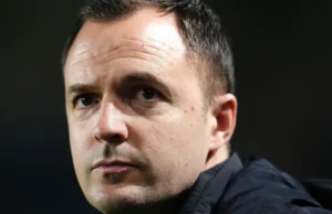 ‘Abaixo da concorrência necessária’ – Davies