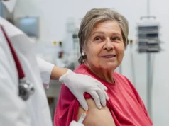 A vacina contra herpes pode retardar o envelhecimento biológico e reduzir a inflamação