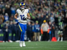 Super Bowl 2026: Sam Darnold bate Puca Nacua na trave depois que Ernest Jones ganha o título com os Seahawks