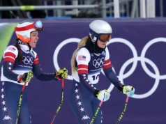 Jogos Olímpicos de Inverno de 2026: Lindsey Vonn envia mensagem de parabéns a Johnson antes do avião decolar da montanha, disse o técnico